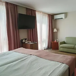 3* Hotel Hugo
