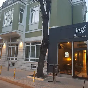 2* Hotel Just
